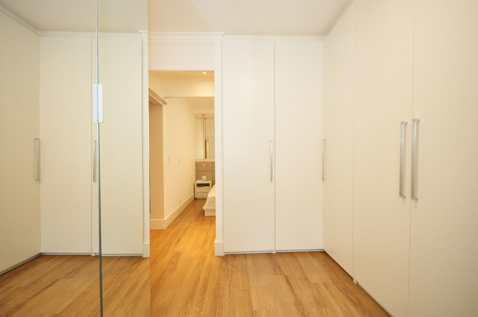 Apartamento Vila Mariana, Condecorar Arquitetura e Interiores Condecorar Arquitetura e Interiores Closets