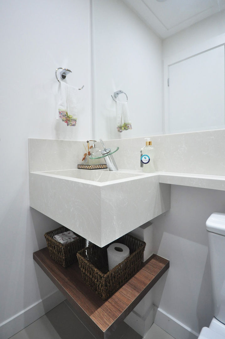 Apartamento São Caetano - 113M², Condecorar Arquitetura e Interiores Condecorar Arquitetura e Interiores Phòng tắm phong cách kinh điển