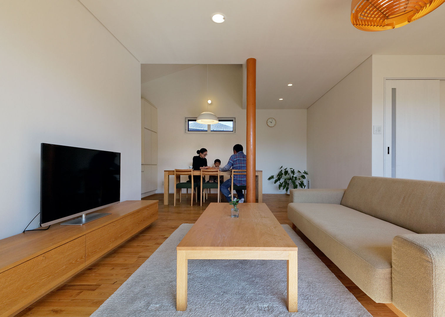 IT House, 磯村建築設計事務所 磯村建築設計事務所 Dining room لکڑی Wood effect