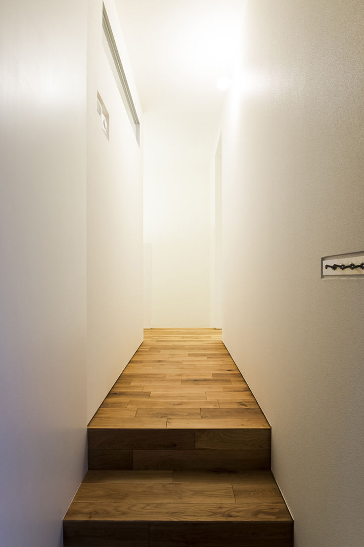 風みちの家, 一級建築士事務所 Atelier Casa 一級建築士事務所 Atelier Casa Moderne gangen, hallen & trappenhuizen