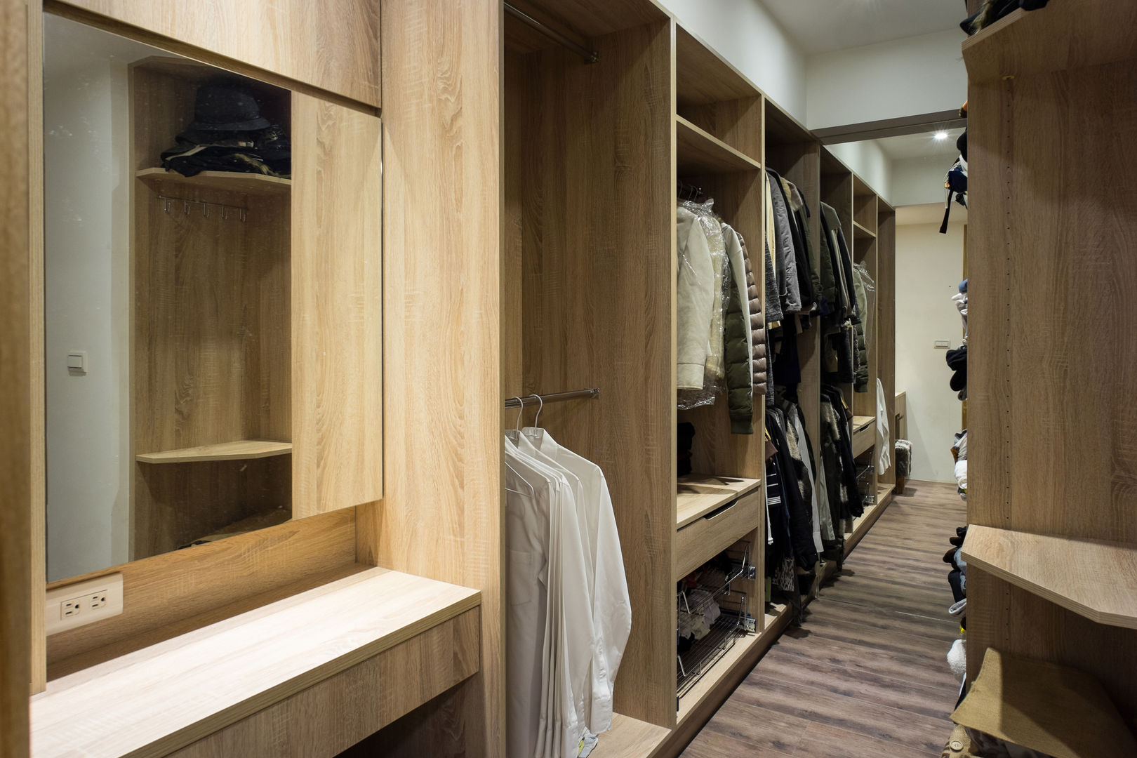 homify Walk in closets de estilo escandinavo