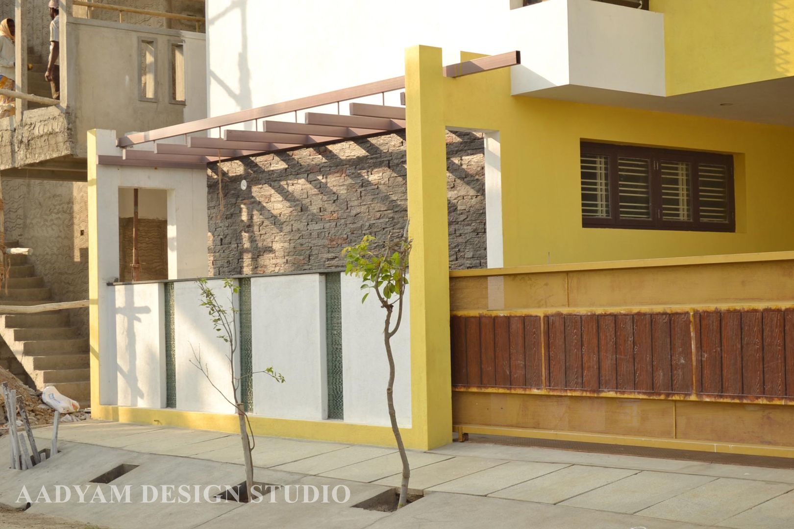 Compound wall Aadyam Design Studio Minimalist house