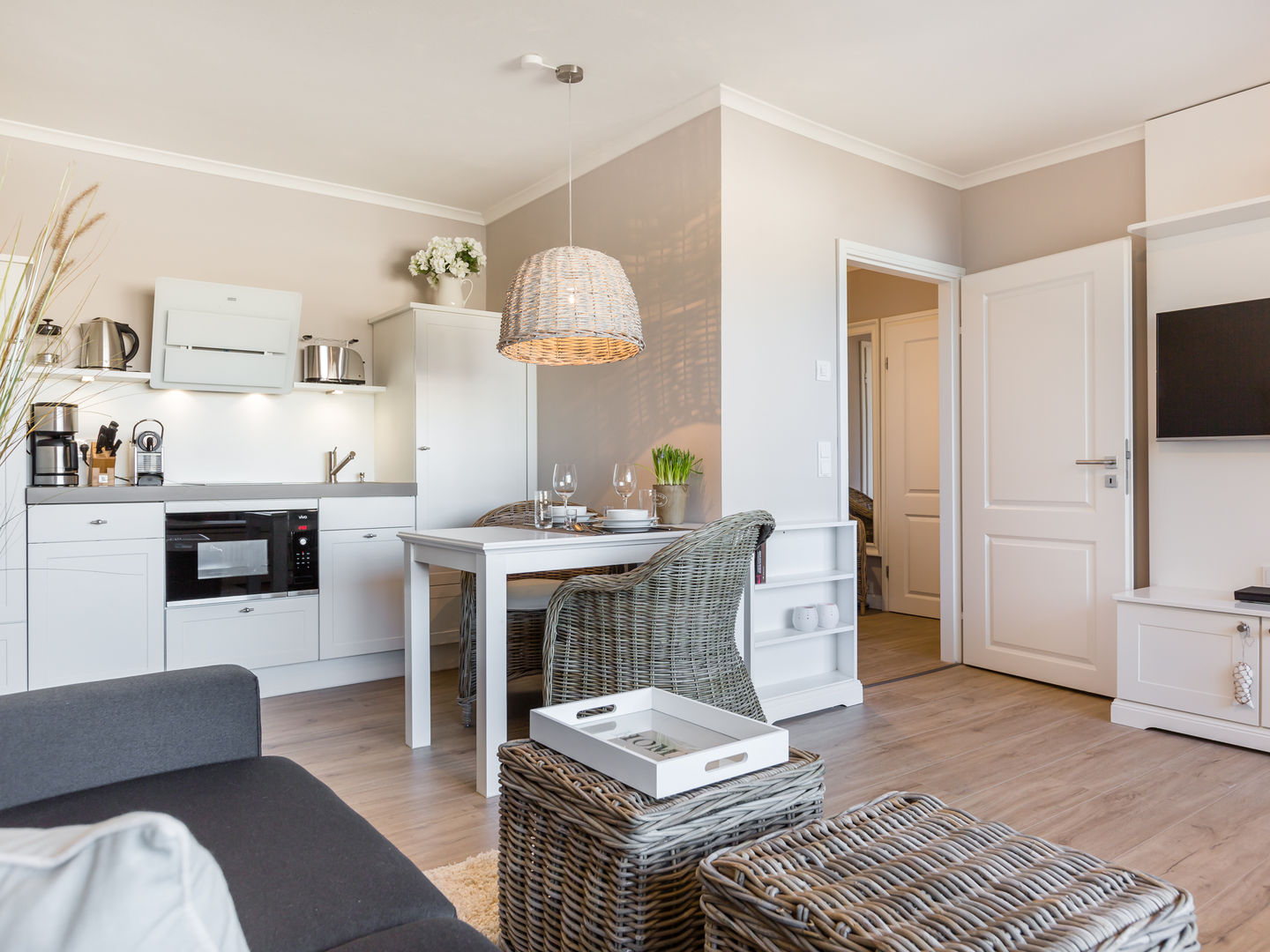 homify: modern tarz , Modern