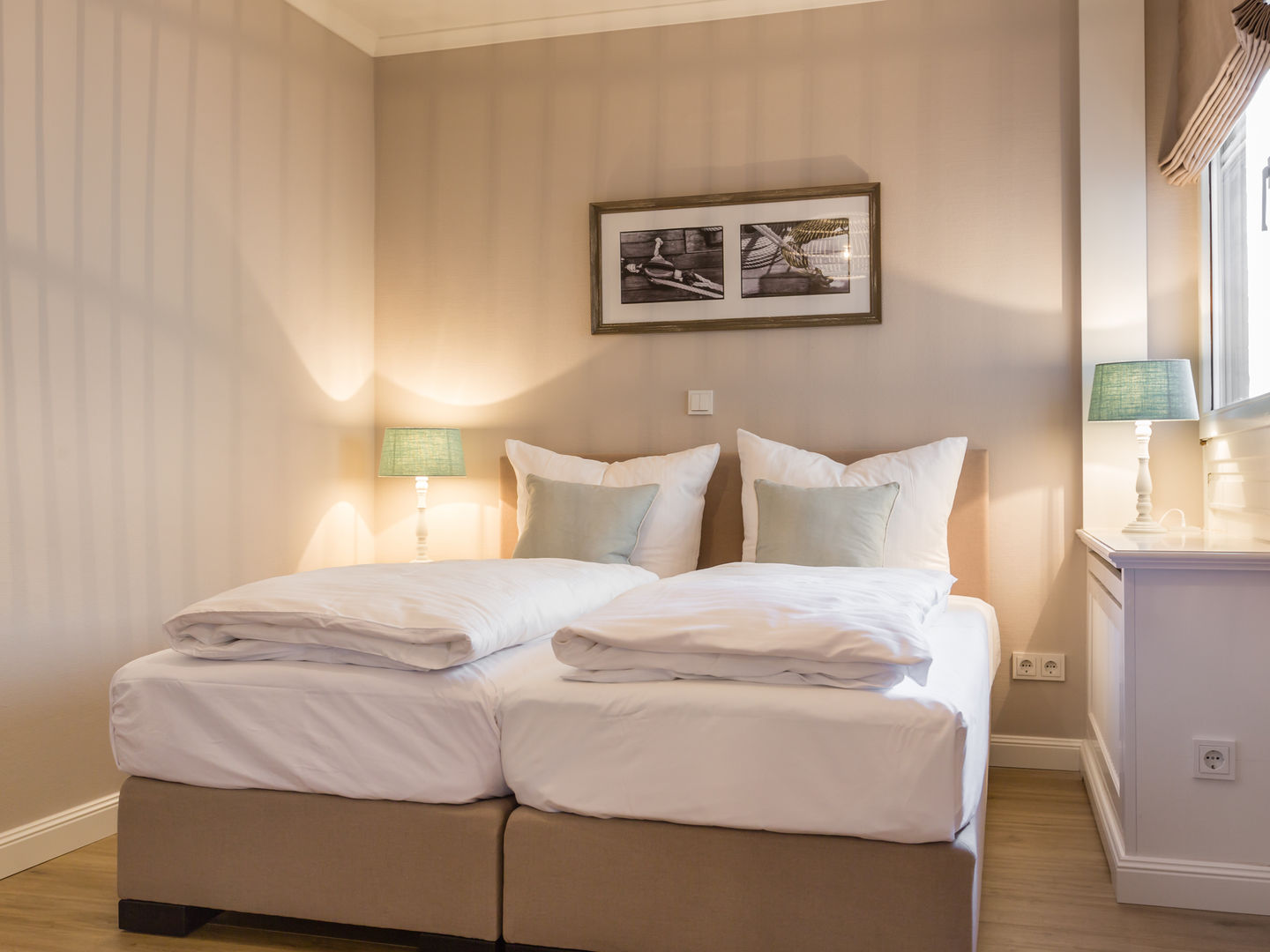 homify: modern tarz , Modern