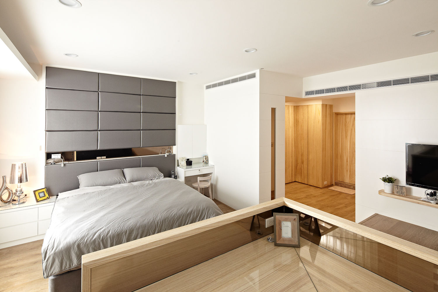 2F主臥室 映荷空間設計 Modern style bedroom