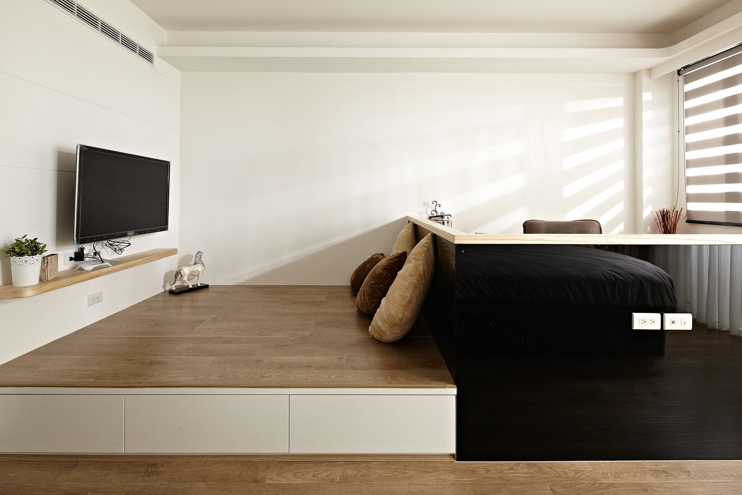 2F主臥室/起居空間 映荷空間設計 Modern Bedroom