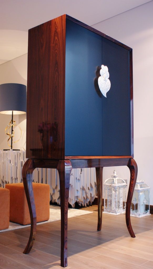 Heart, Álvaro André Design Álvaro André Design Living room Solid Wood Multicolored Cupboards & sideboards