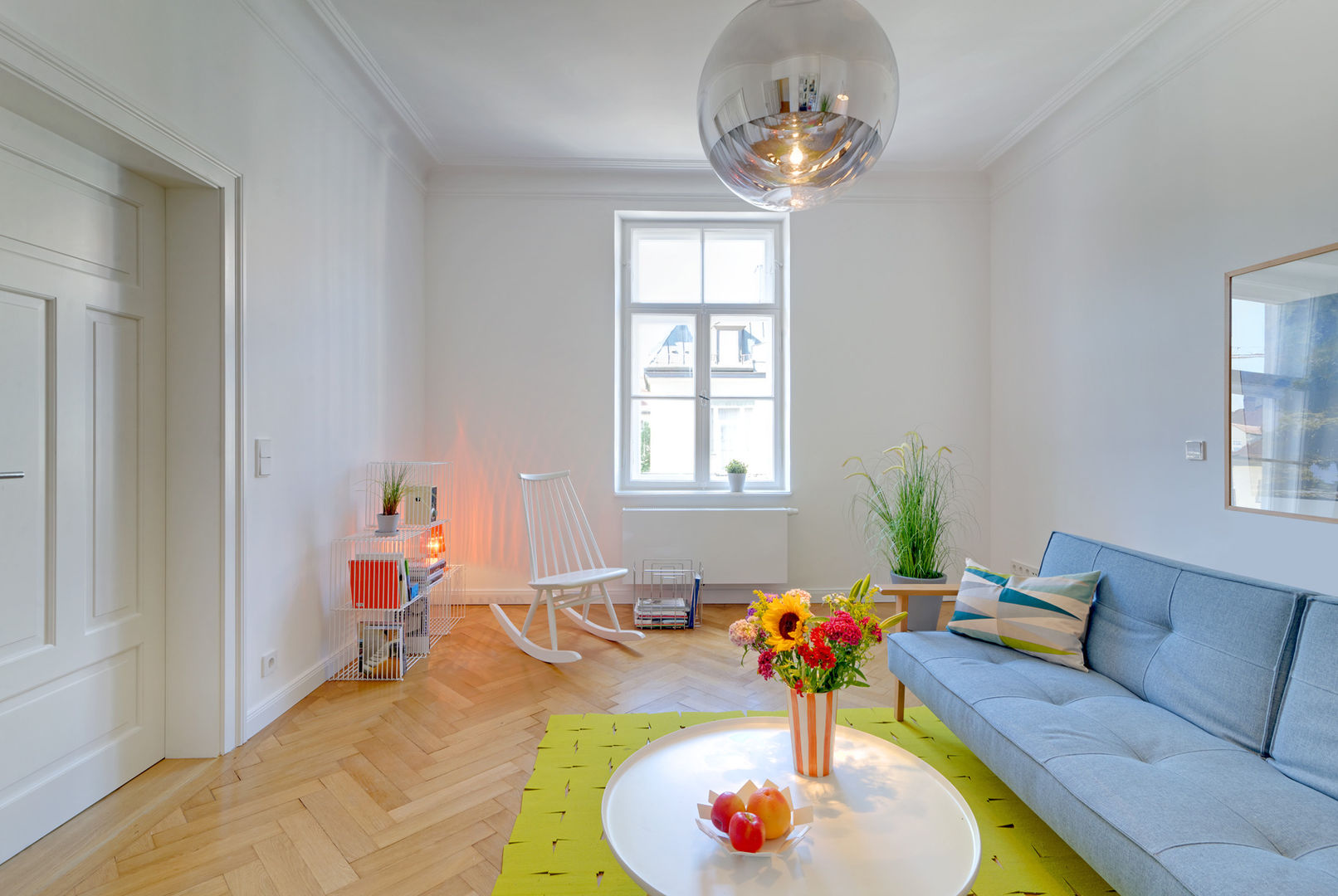 Sanierung Wohnung Schwabing, arcs architekten arcs architekten クラシックデザインの リビング