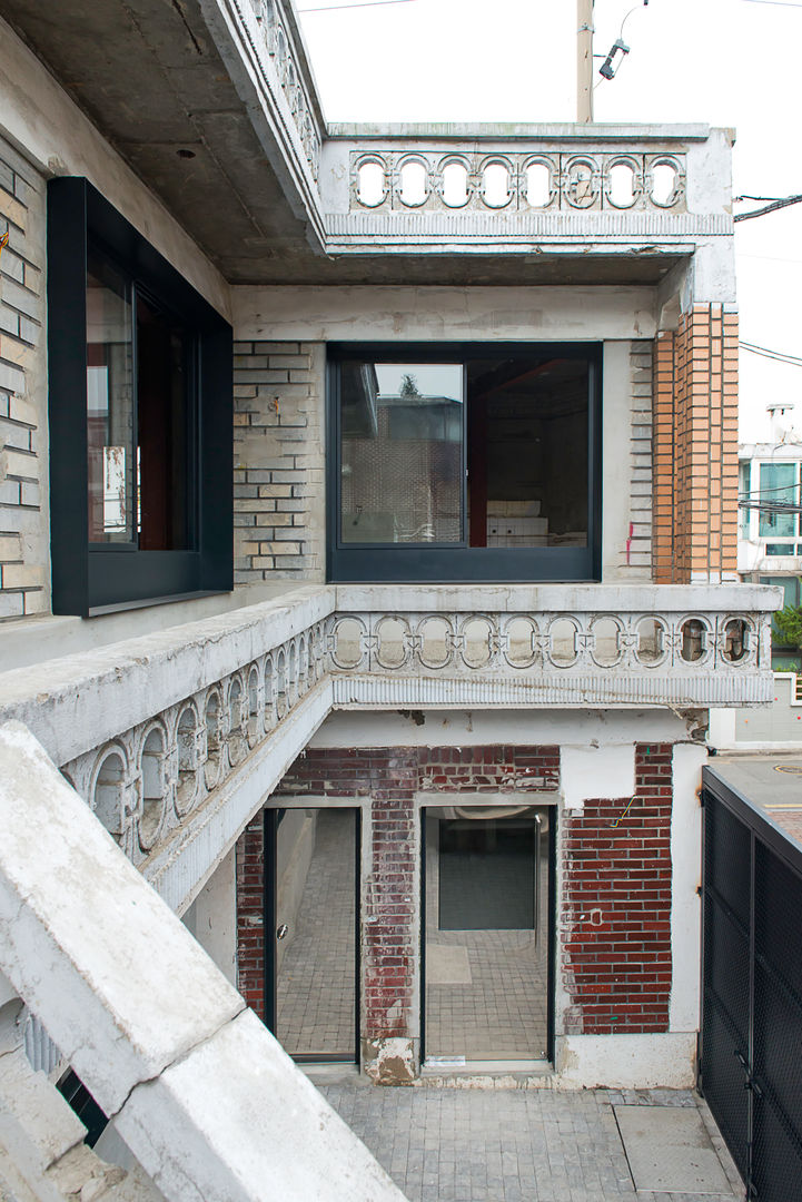 성수동 리모델링 SSD 22, atelier longo 아뜰리에 롱고 atelier longo 아뜰리에 롱고 Modern houses Bricks