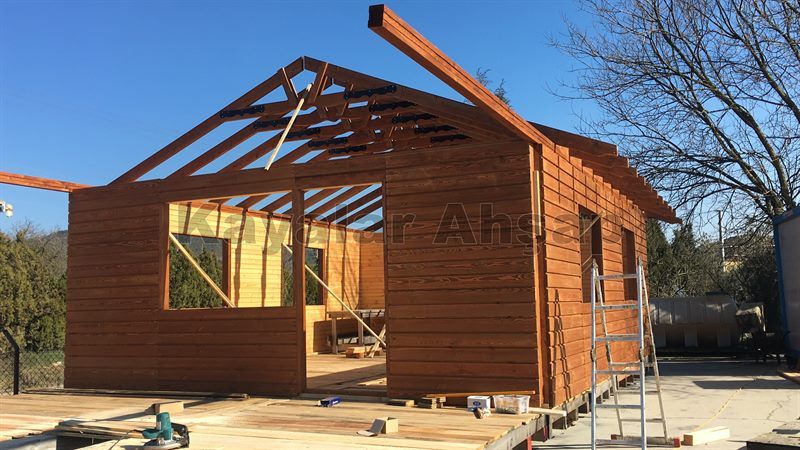 manufacture of wooden houses, KAYALAR AHŞAP KERESTE ÜRÜNLERİ KAYALAR AHŞAP KERESTE ÜRÜNLERİ Minimalistischer Garten