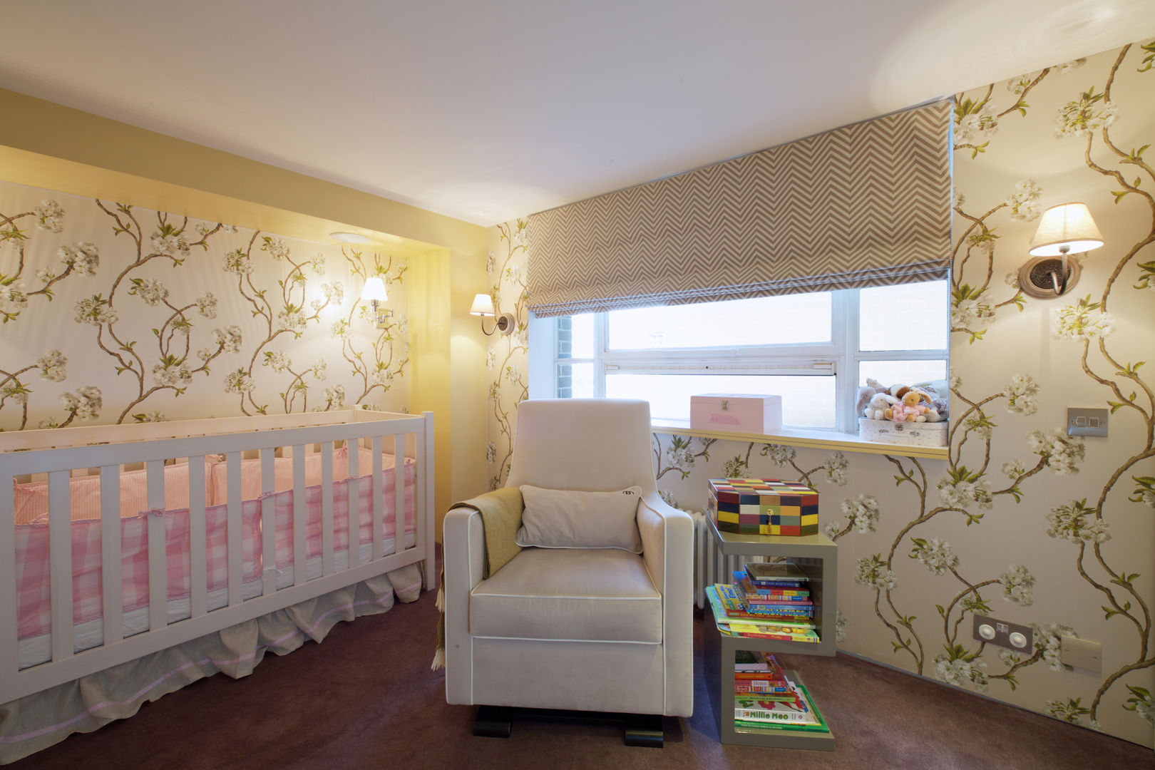 London Loft, JKG Interiors JKG Interiors Nursery/kid’s room