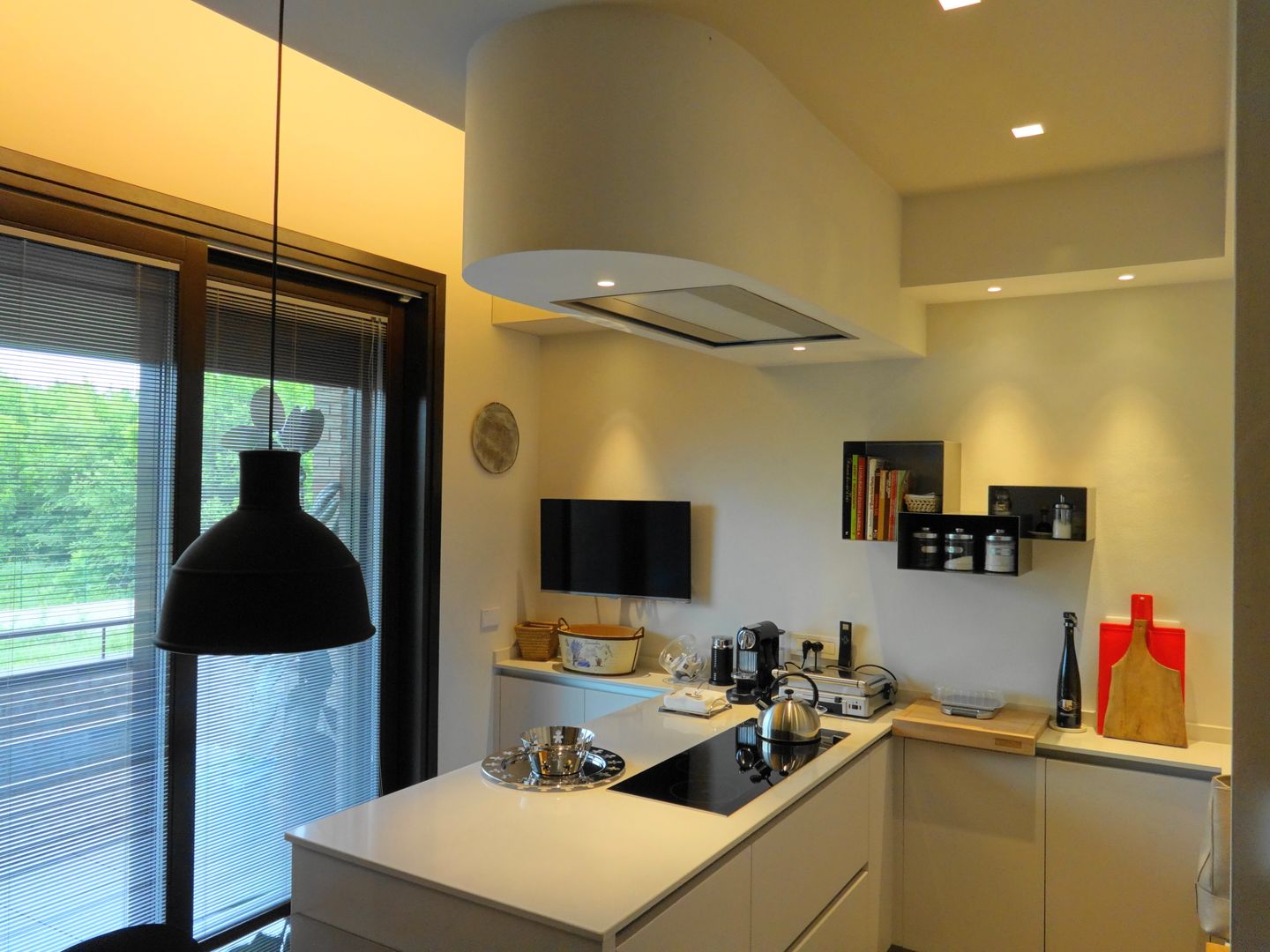 Cucina Mariapia Alboni architetto Cucina moderna cappa cucina,cucina,illuminazione cucina,illuminazione a LED