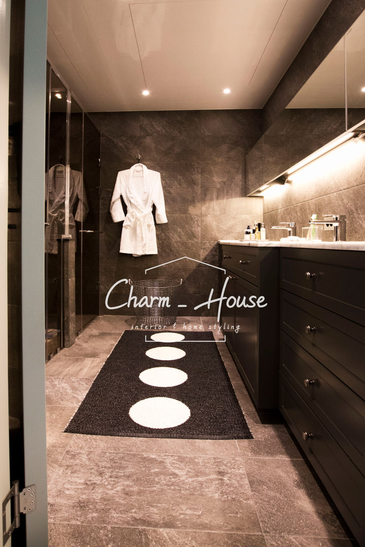 이스트팰리스 55평, CHARM_HOUSE CHARM_HOUSE Nowoczesna łazienka