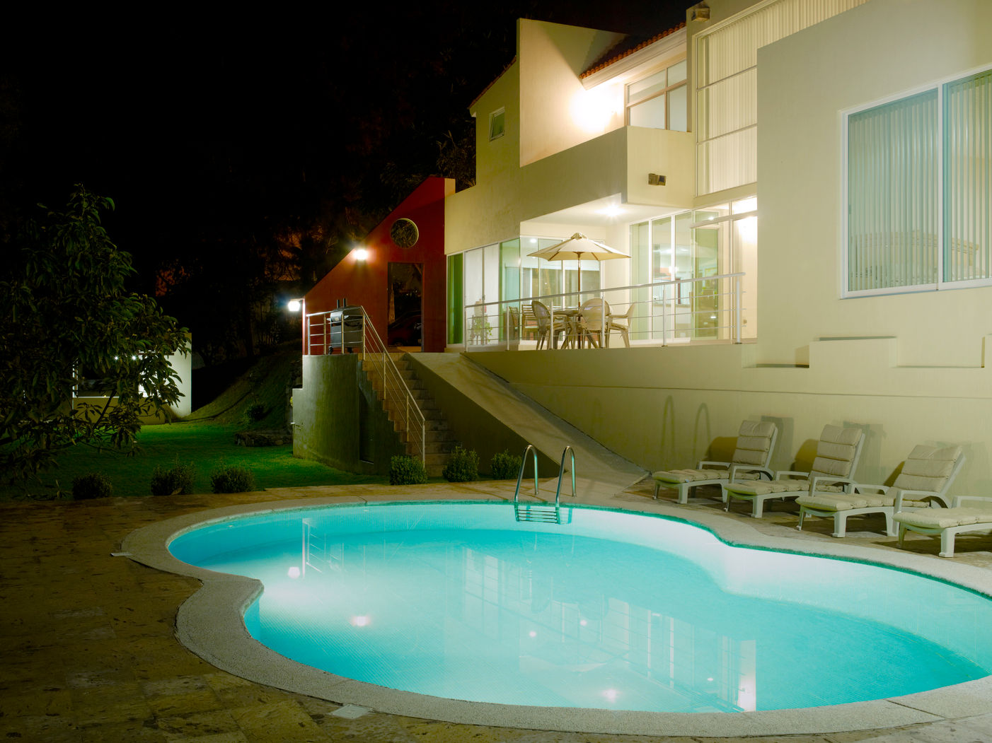 residencia retorno nogalera, Excelencia en Diseño Excelencia en Diseño Pool Concrete