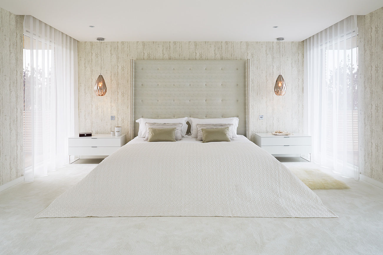 master bedroom niche pr Phòng ngủ phong cách Địa Trung Hải Gỗ Wood effect bespoke,neutral,white,ibiza,master bedroom,sanctury