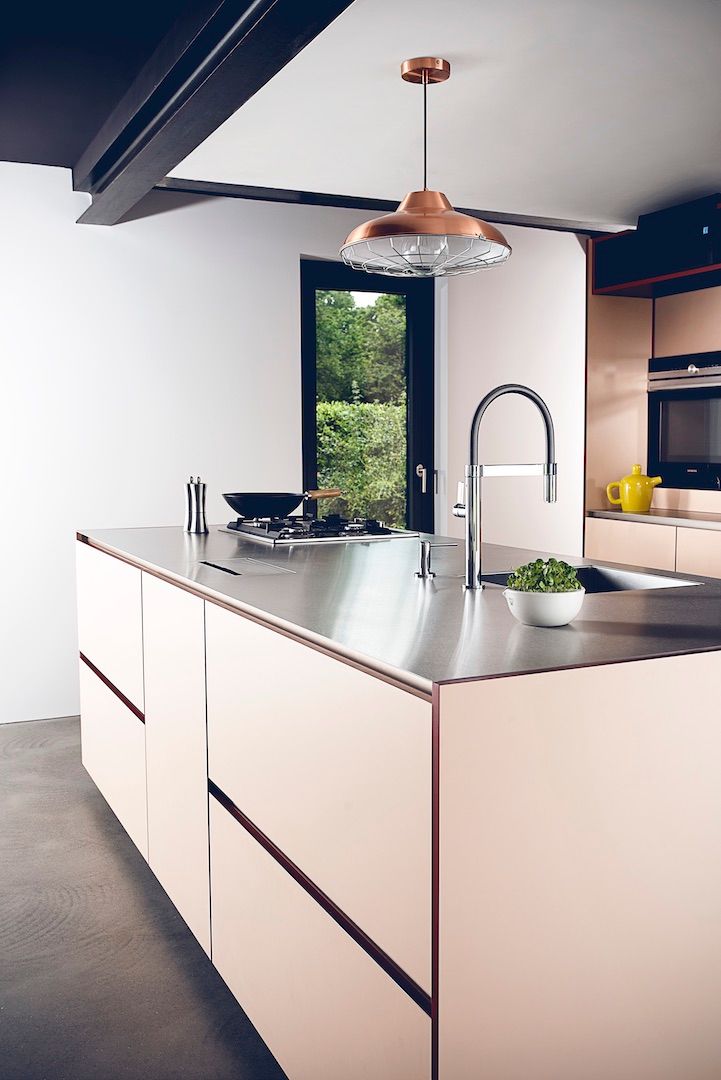 Multifunktionsküche eines Einfamilienhauses, hysenbergh GmbH | Raumkonzepte Duesseldorf hysenbergh GmbH | Raumkonzepte Duesseldorf Modern kitchen