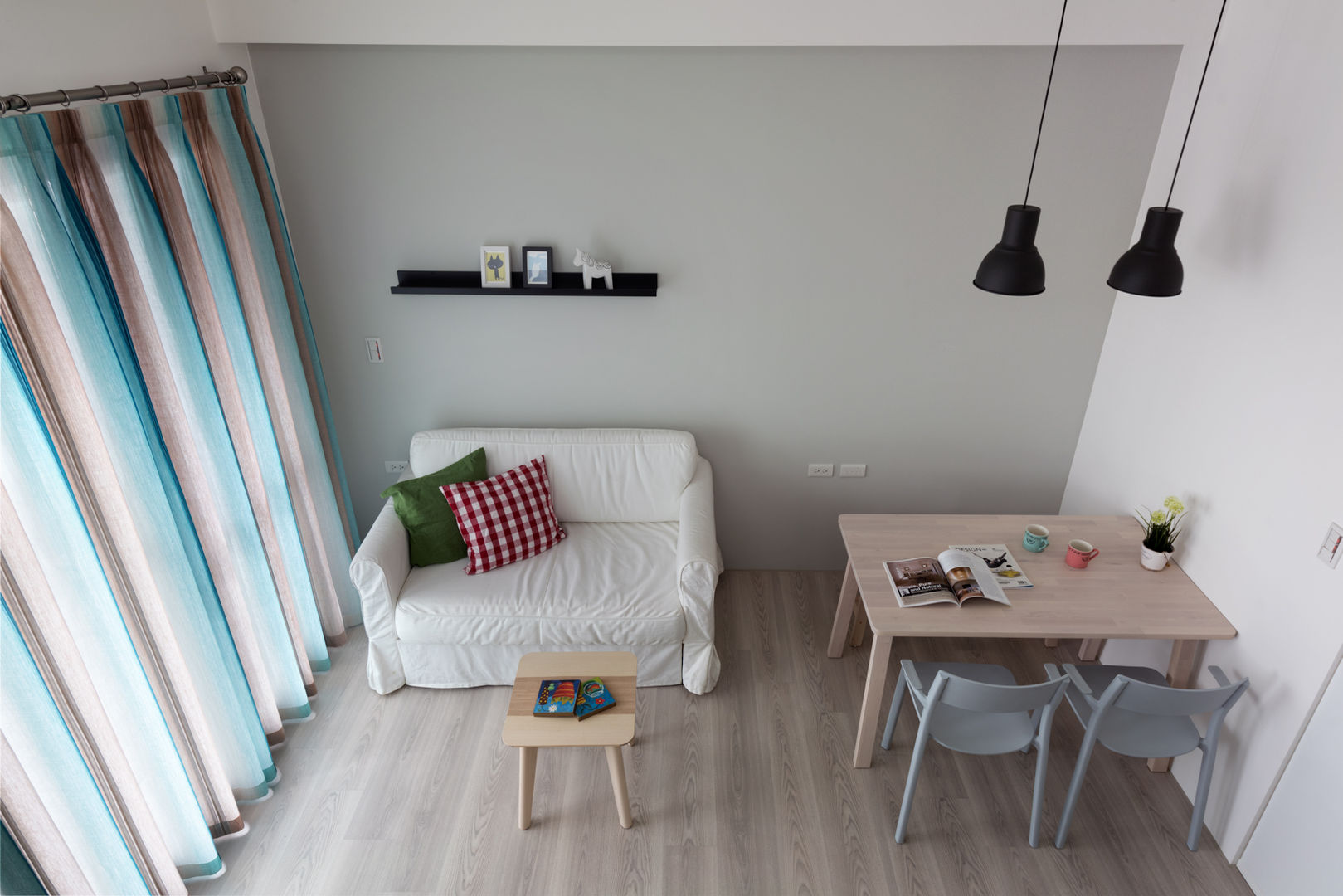 1+1複層趣, 倍果設計有限公司 倍果設計有限公司 Scandinavian style living room