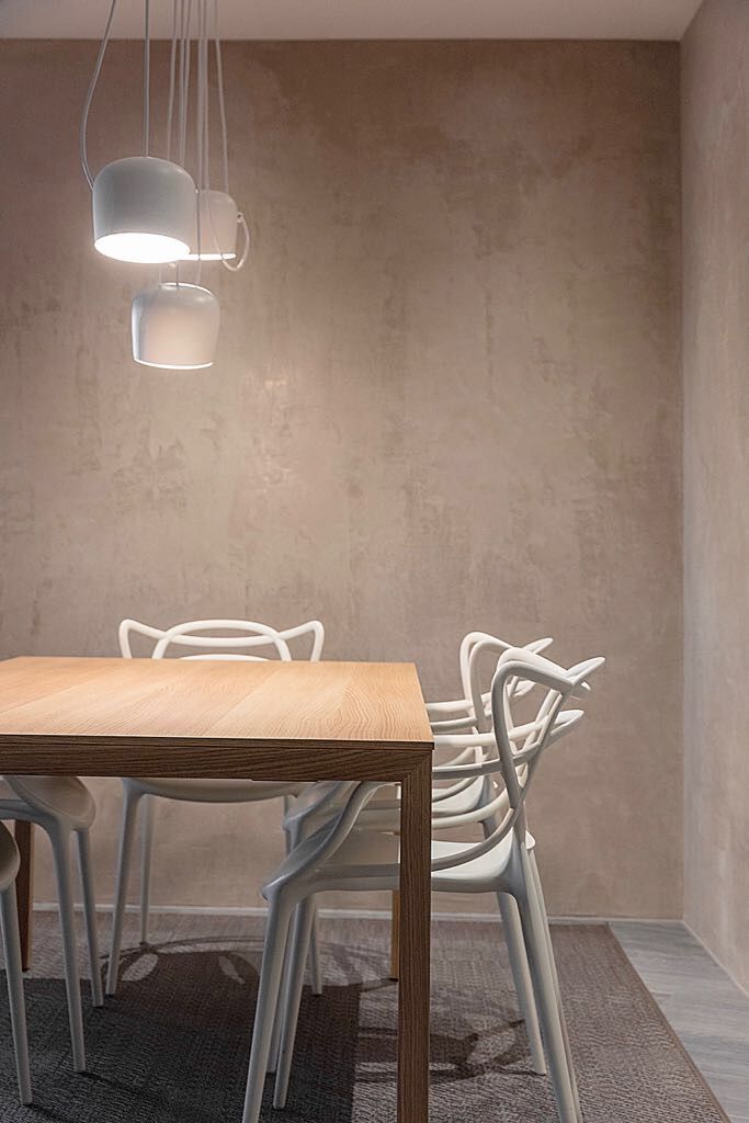 Rigore e colore, MD Creative Lab - Architettura & Design MD Creative Lab - Architettura & Design Modern dining room Lighting