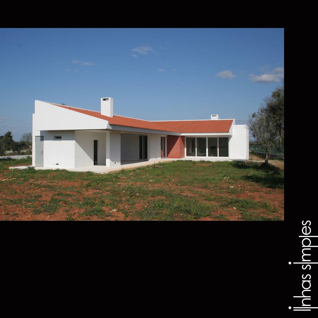 Moradia / Dwelling, Linhas Simples Linhas Simples Mediterrane huizen