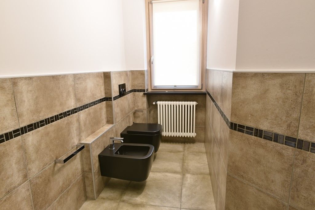 appartamento C+G - 2015, architetto Davide Fornero architetto Davide Fornero Modern style bathrooms Ceramic