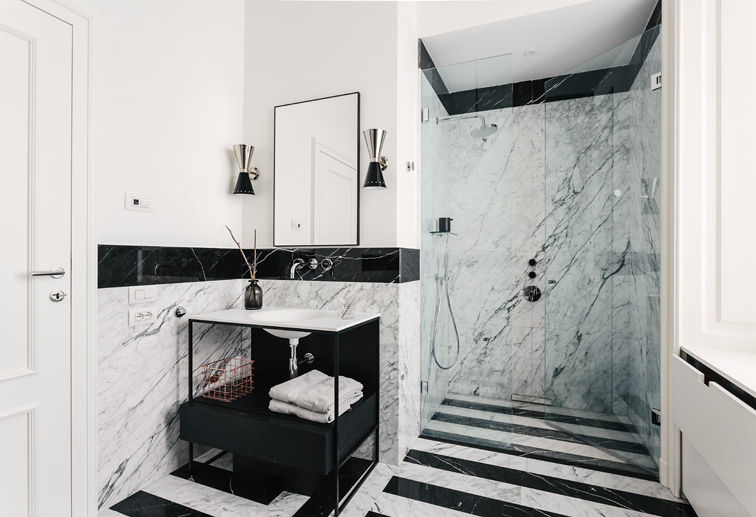 APARTMENT P, NOMADE ARCHITETTURA E INTERIOR DESIGN NOMADE ARCHITETTURA E INTERIOR DESIGN Classic style bathroom