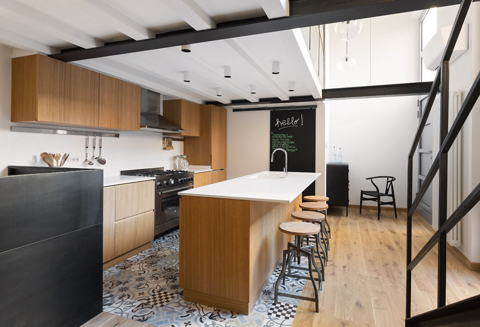 LOFT N, NOMADE ARCHITETTURA E INTERIOR DESIGN NOMADE ARCHITETTURA E INTERIOR DESIGN Kitchen