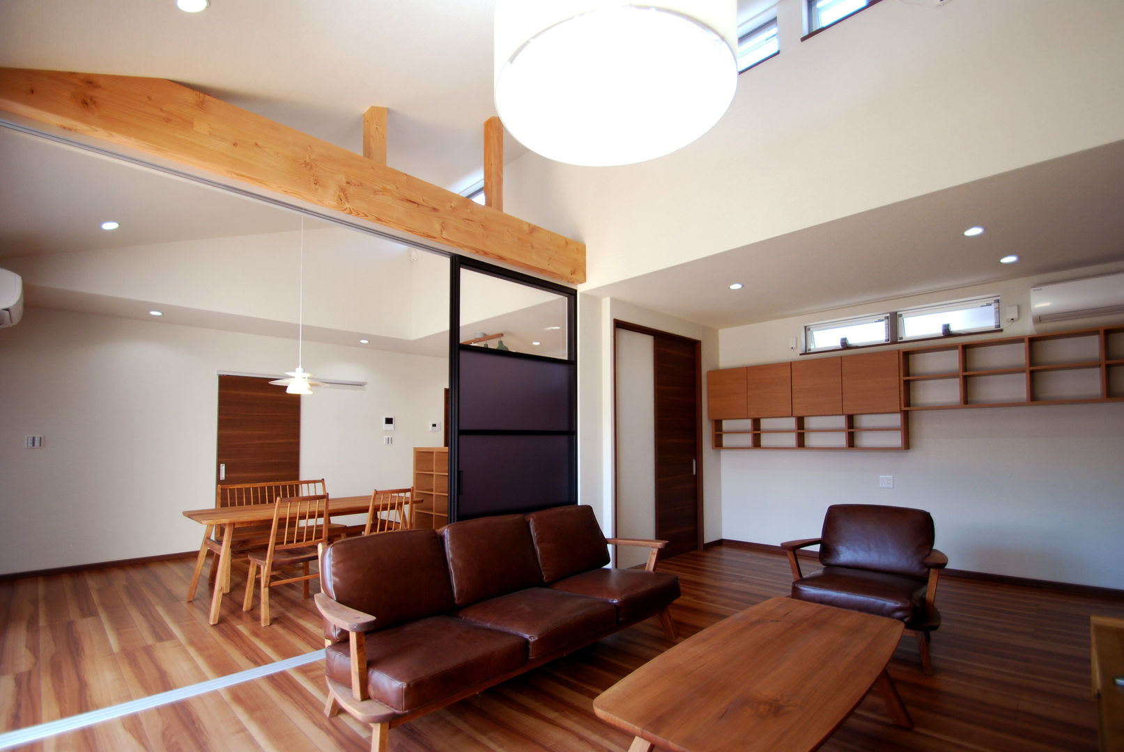 WW, Ju Design 建築設計室 Ju Design 建築設計室 Modern living room Wood Wood effect