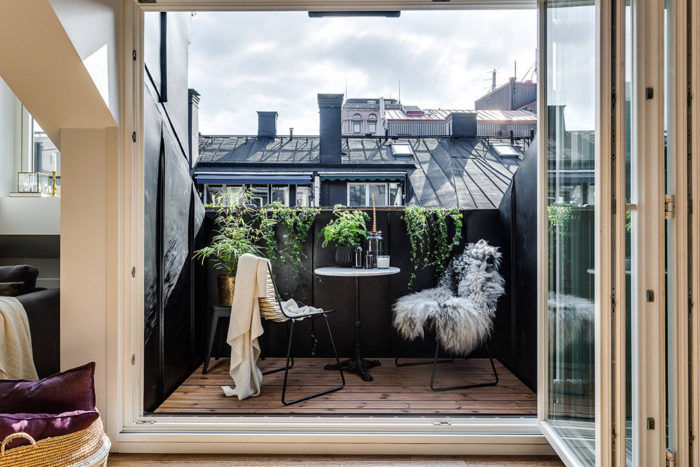 homify Scandinavian style balcony, porch & terrace