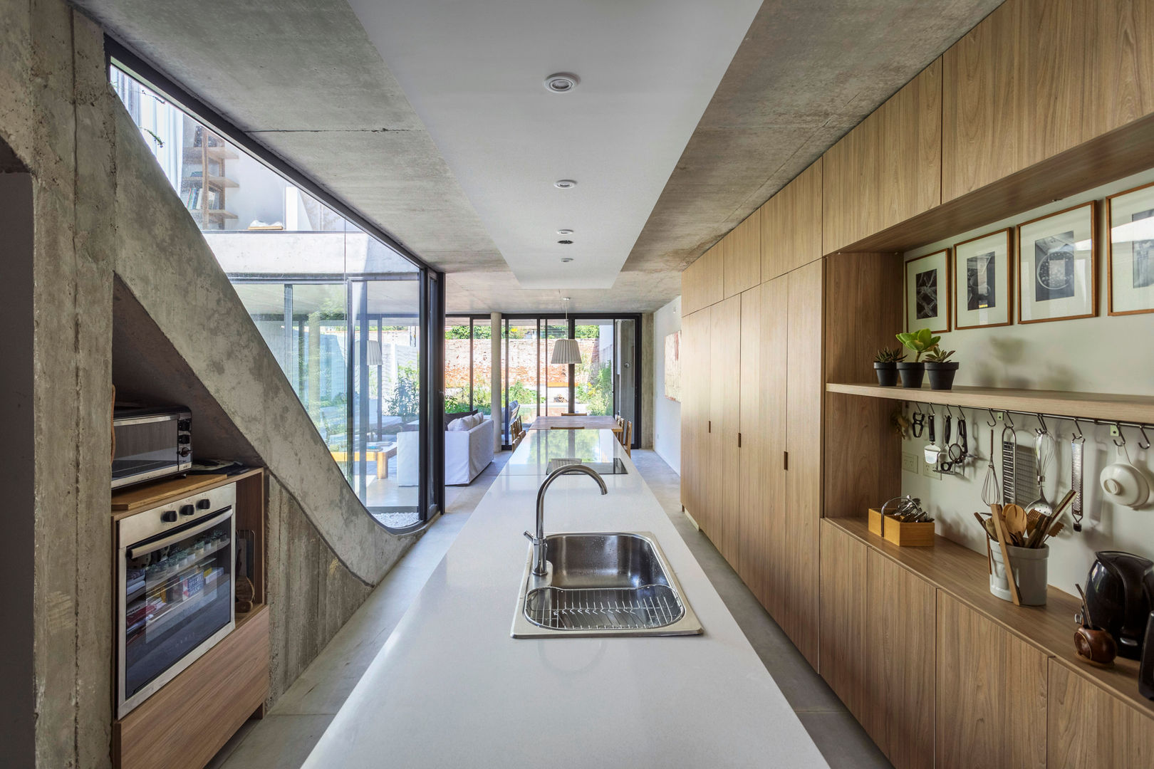 Casa MeMo - VIVIENDA UNIFAMILIAR ICONO DE LA SUSTENTABILIDAD , BAM! arquitectura BAM! arquitectura Cocinas de estilo moderno Concreto