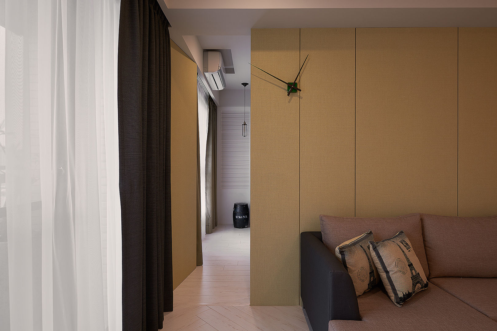 讓時間與青春駐足的美式混搭個性宅, 趙玲室內設計 趙玲室內設計 Finestre & Porte in stile moderno