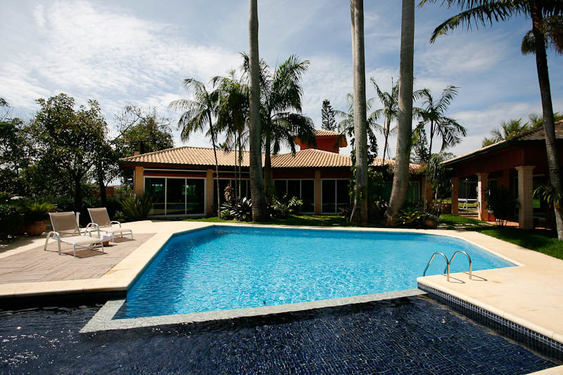 CASA R.A, Eustáquio Leite Arquitetura Eustáquio Leite Arquitetura Rustic style houses