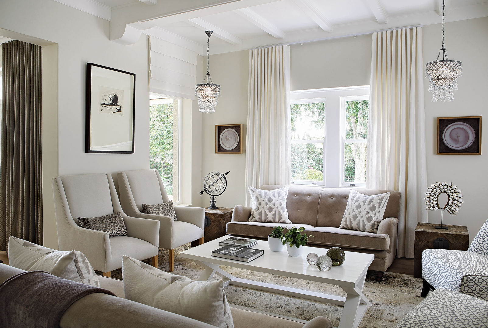 Kenilworth , Natalie Bulwer Interiors Natalie Bulwer Interiors Ausgefallene Wohnzimmer