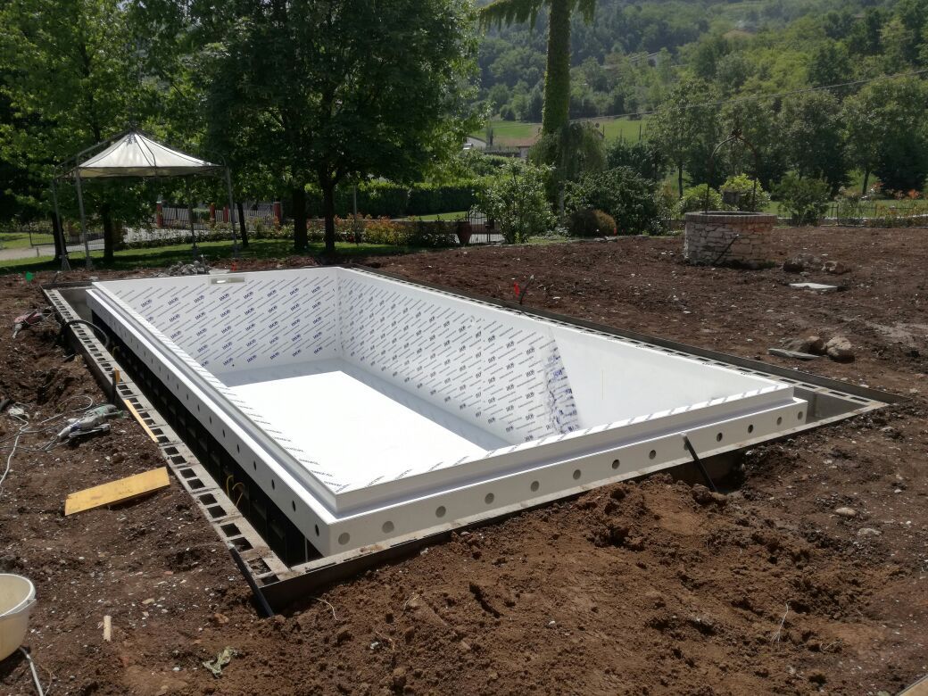 Piscina interrata pronta per usarla subito !, Aquazzura Piscine Aquazzura Piscine Piletas de jardín