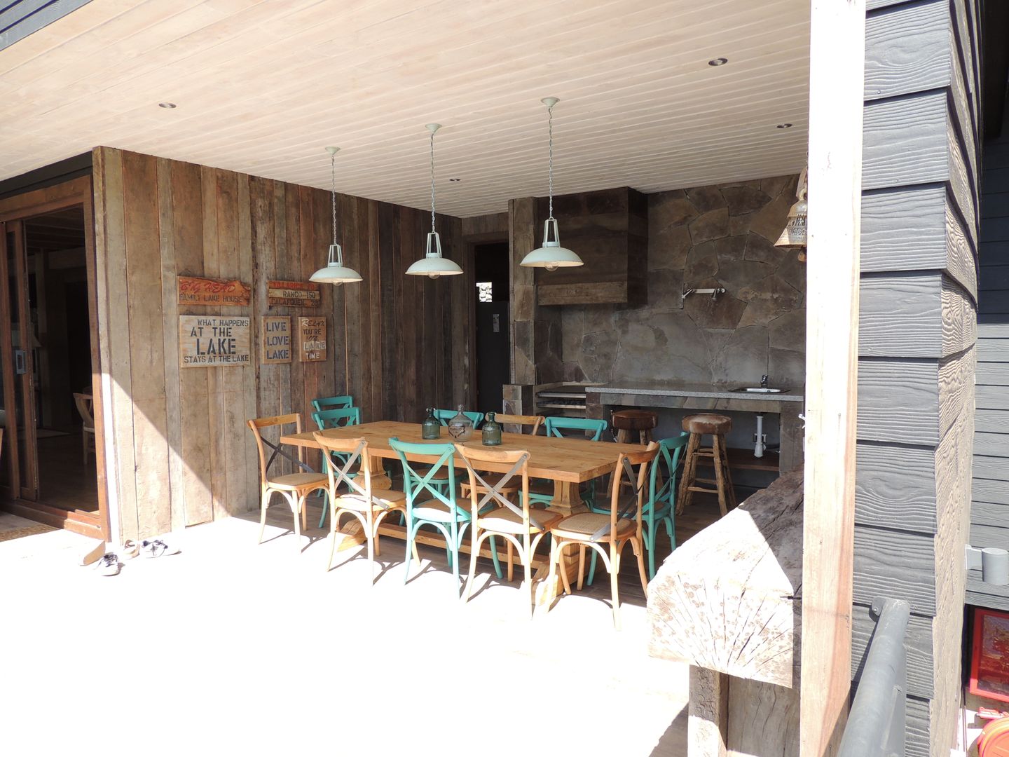 casa Balmaceda - Fontaine, David y Letelier Estudio de Arquitectura Ltda. David y Letelier Estudio de Arquitectura Ltda. Dining room