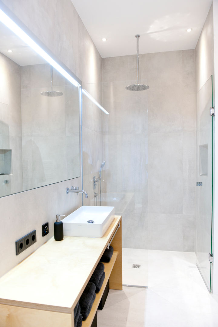 70 qm Loft, freudenspiel - Interior Design freudenspiel - Interior Design Baños de estilo moderno Concreto