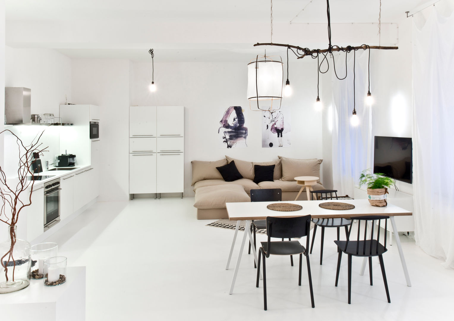 70 qm Loft, freudenspiel - Interior Design freudenspiel - Interior Design Ruang Keluarga Gaya Eklektik
