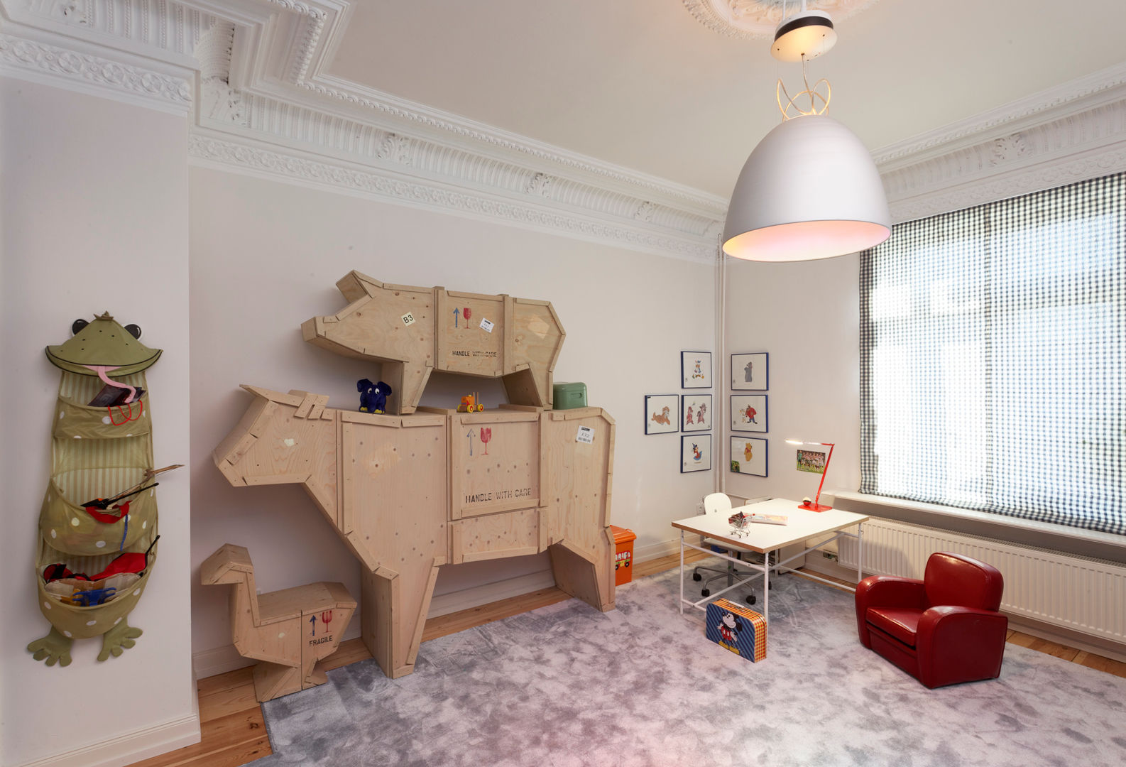 homify Modern nursery/kids room