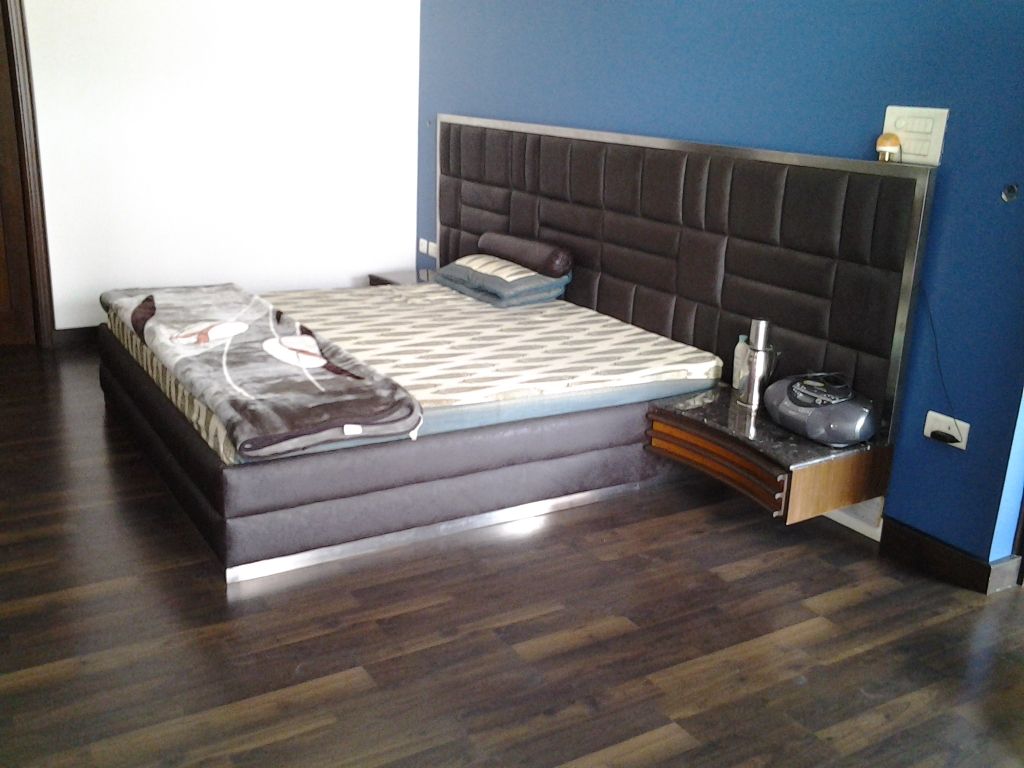 bed K2 Interiors Minimalist bedroom Building,Furniture,Comfort,Wood,Bed frame,House,Textile,Pillow,Bed,Living room