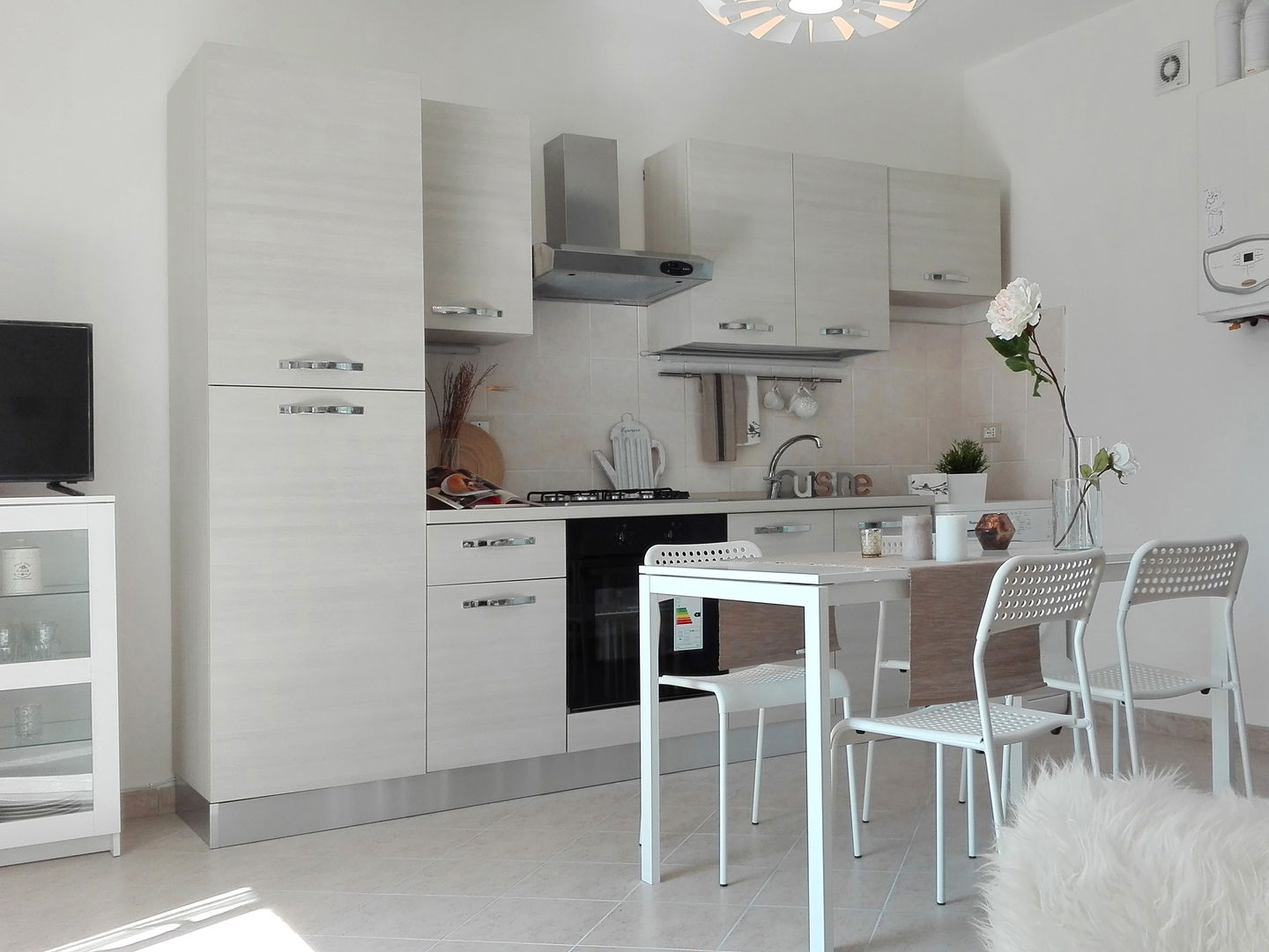 HOME STAGING IN UN BILOCALE DUPLEX A LANCIANO, Sonia Santirocco architetto e home stager Sonia Santirocco architetto e home stager Salas de estar modernas