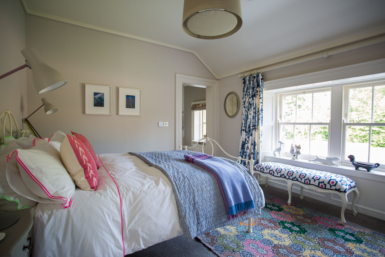 Country Manor Guest Bedroom Thompson Clarke Classic style bedroom Country Manor,Bedroom,Guest Bedroom,Modern