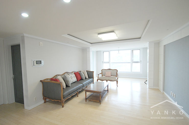 용인 보정동 죽전자이2차 아파트 32평, 얀코인테리어 얀코인테리어 Living room