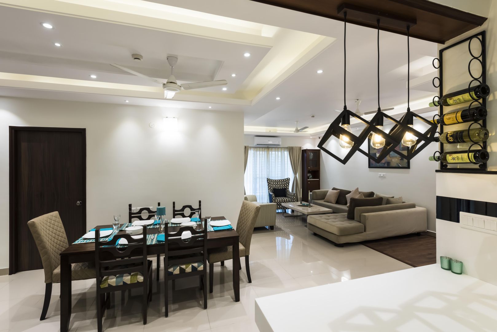 Mantri Serenity Bangalore, Nandita Manwani Nandita Manwani Livings de estilo moderno