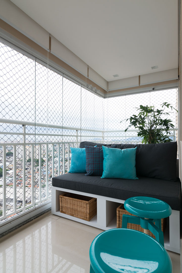 Apartamento em São Paulo, Danyela Corrêa Arquitetura Danyela Corrêa Arquitetura Moderne balkons, veranda's en terrassen