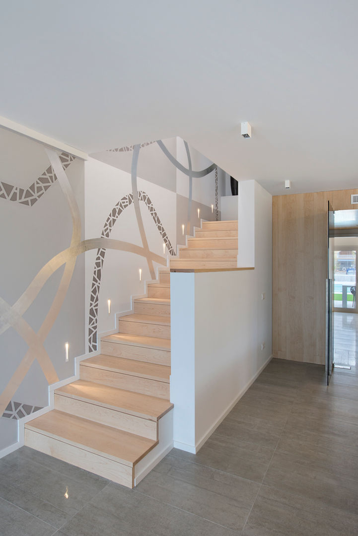 Proyecto integral de vivienda en el mar, HD Arquitectura d'interiors HD Arquitectura d'interiors Corredores, halls e escadas minimalistas