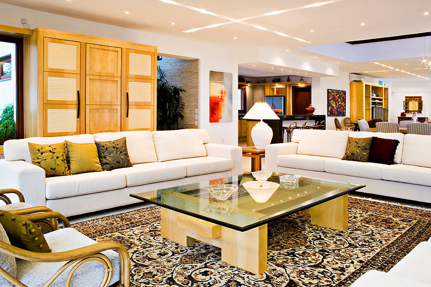 Casa Zona Sul Minimalista, Tiede Arquitetos Tiede Arquitetos Living room Wood Wood effect