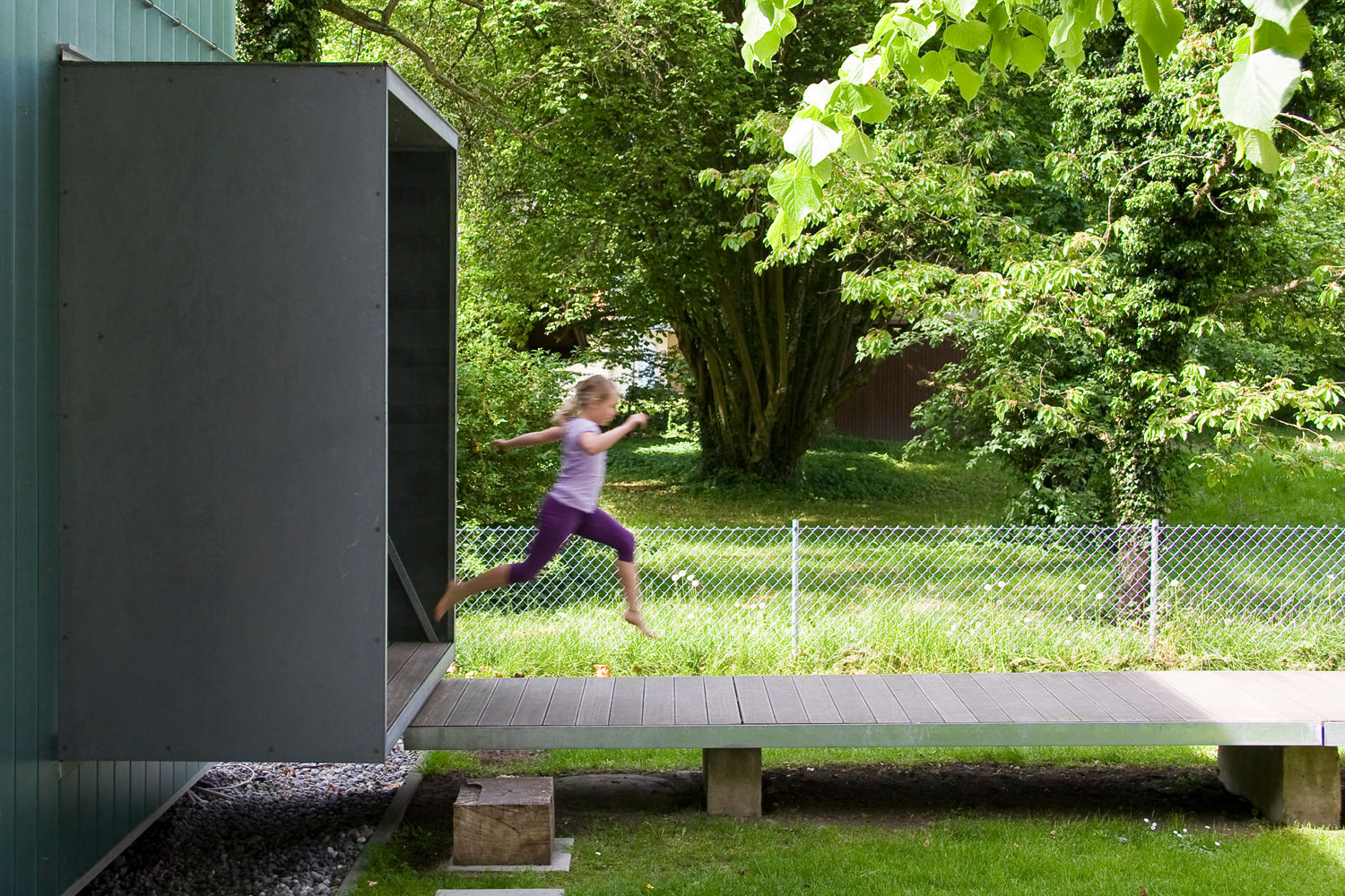 HAUS AM SEEUFER, ARCHITEKTEN GECKELER ARCHITEKTEN GECKELER Minimalistische huizen IJzer / Staal