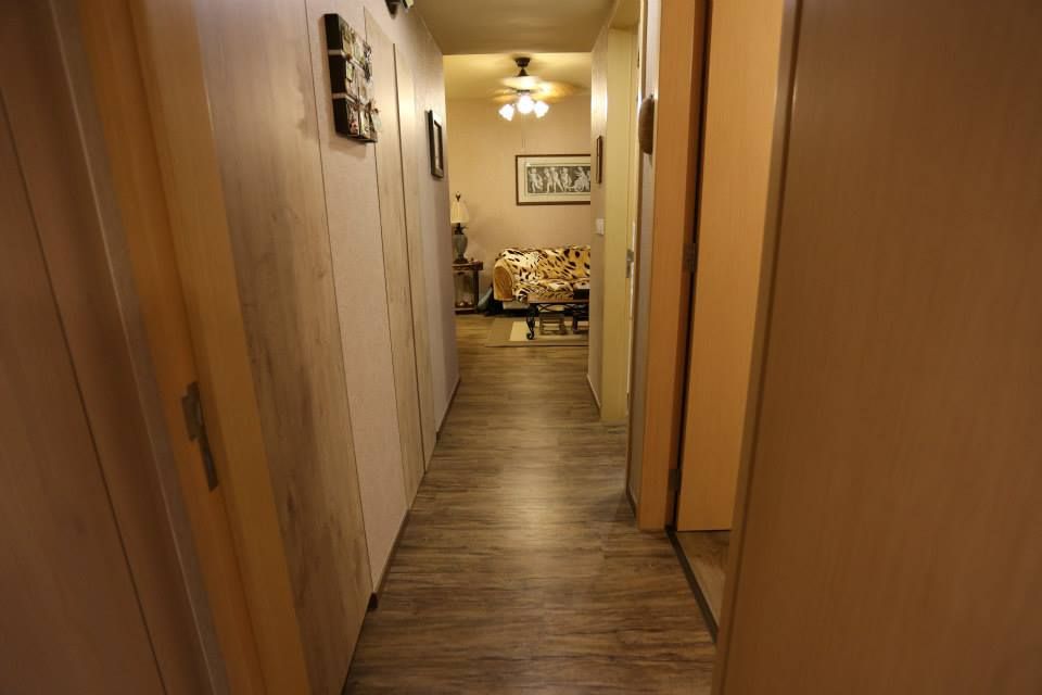 homify Rustic style corridor, hallway & stairs پلاسٹک