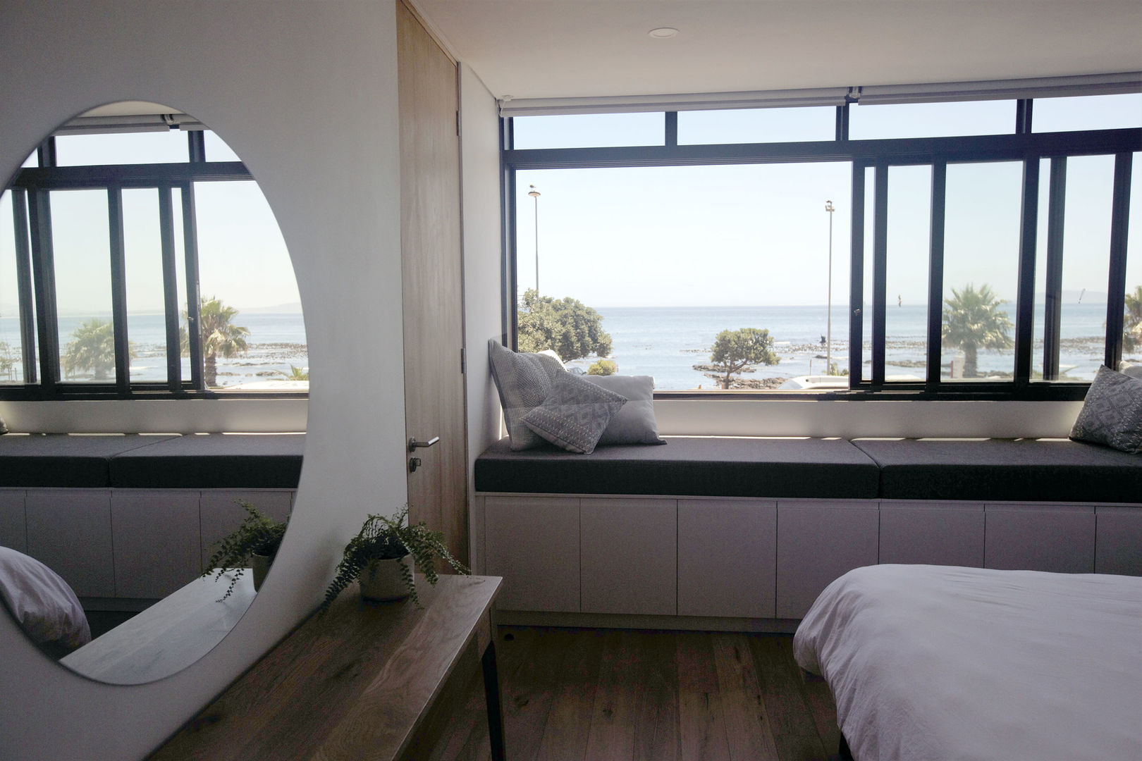 Mouille Point Apartment, Kunst Architecture & Interiors Kunst Architecture & Interiors Cuartos de estilo moderno
