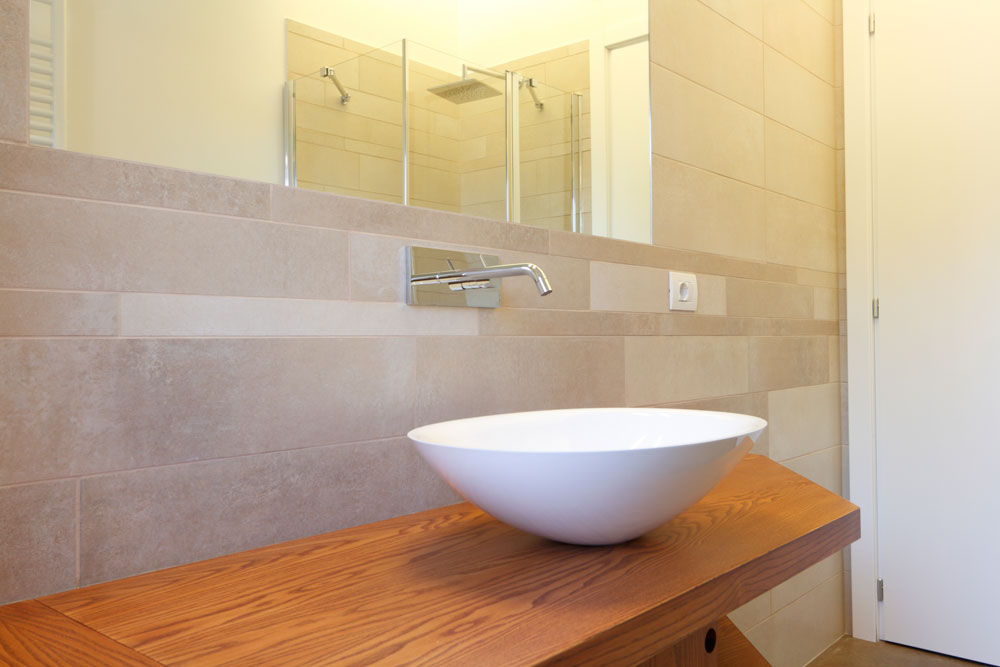 Casa Cassia, Daniele Arcomano Daniele Arcomano Modern style bathrooms Wood Wood effect