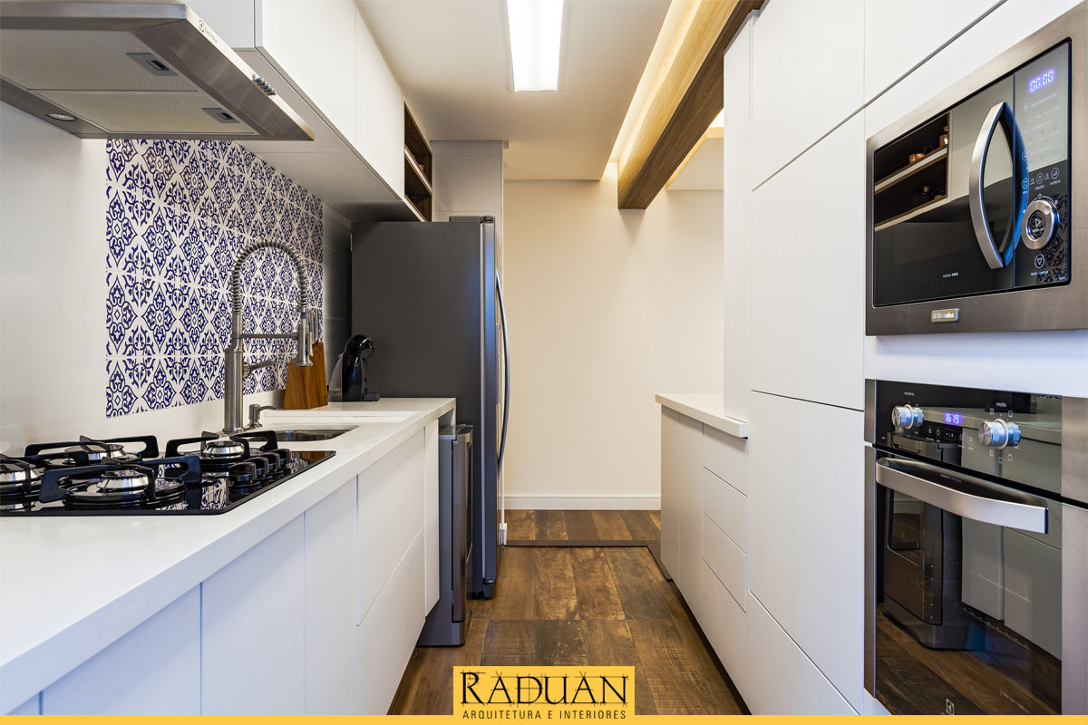 Apartamento 120 m² - Chácara Klabin, Raduan Arquitetura e Interiores Raduan Arquitetura e Interiores Кухня в стиле модерн
